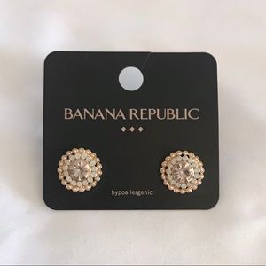 Banana Republic Earrings - NWT!